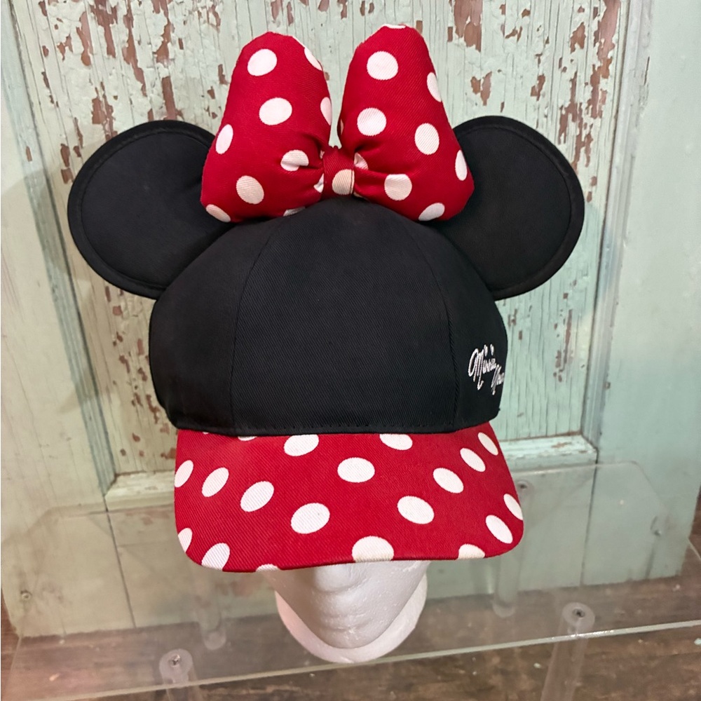 Girl’s Disney Minnie Mouse black baseball cap with bow and ears
